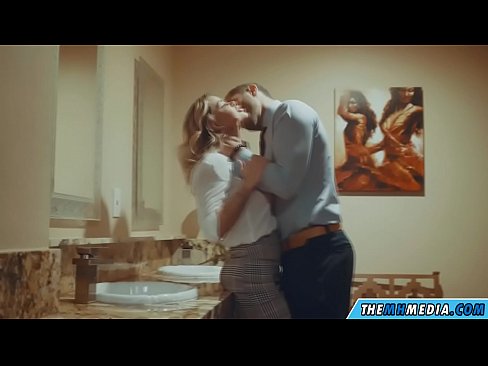 ❤️ Вақте ки як малламуй busty шумо дар як ҳоҷатхона ҷамъиятӣ seduces ❤️❌ Порнои мақъад дар tg.sexogolic-info.ru ☑